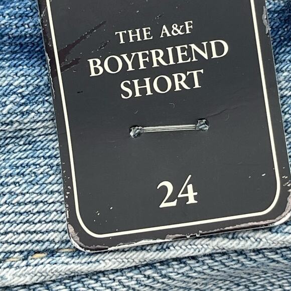 NWT Abercrombie & Fitch The Boyfriend Short Denim Shorts Size 24 - Picture 4 of 13